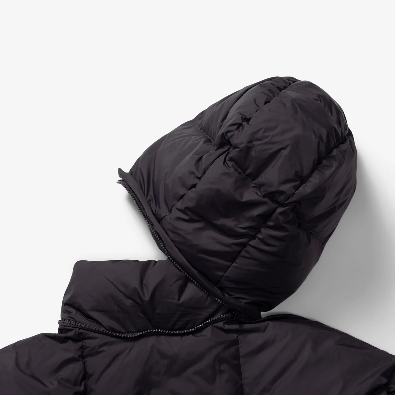 Dyngja Down Jacket - Image 15