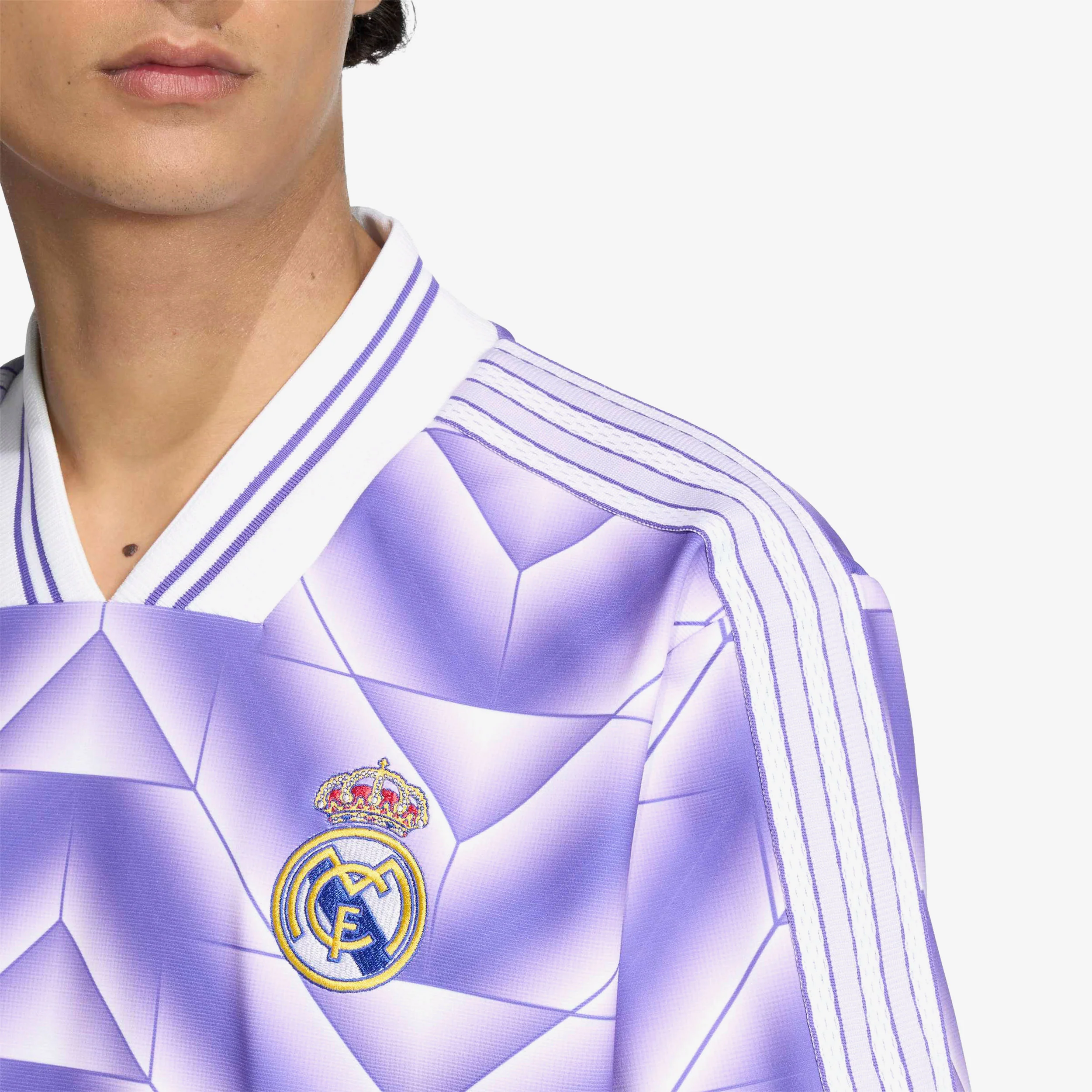 Real Madrid Lifestyler Jersey - Image 6