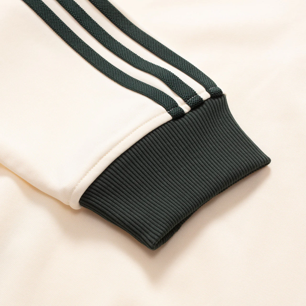 Track Top x SNS - Image 13