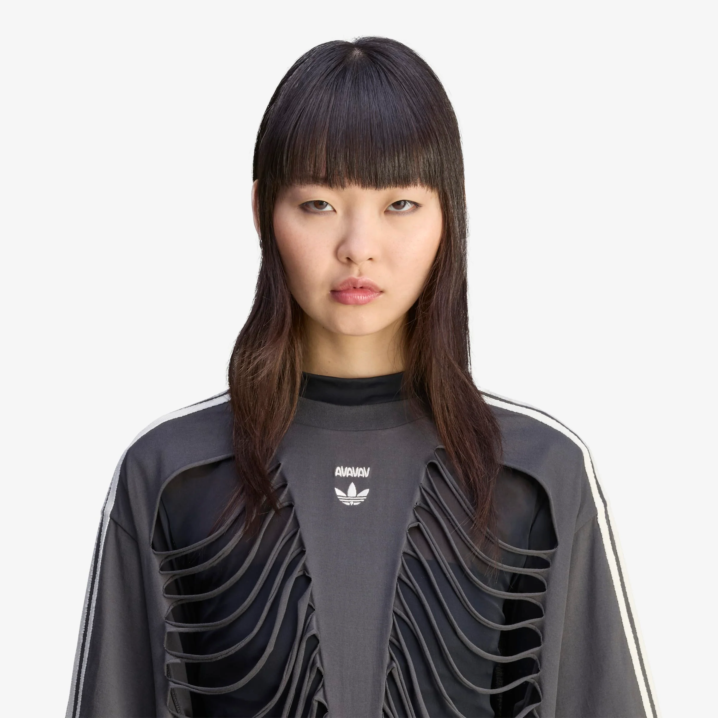 Wmns Cut Out Tee x Avavav - Image 8