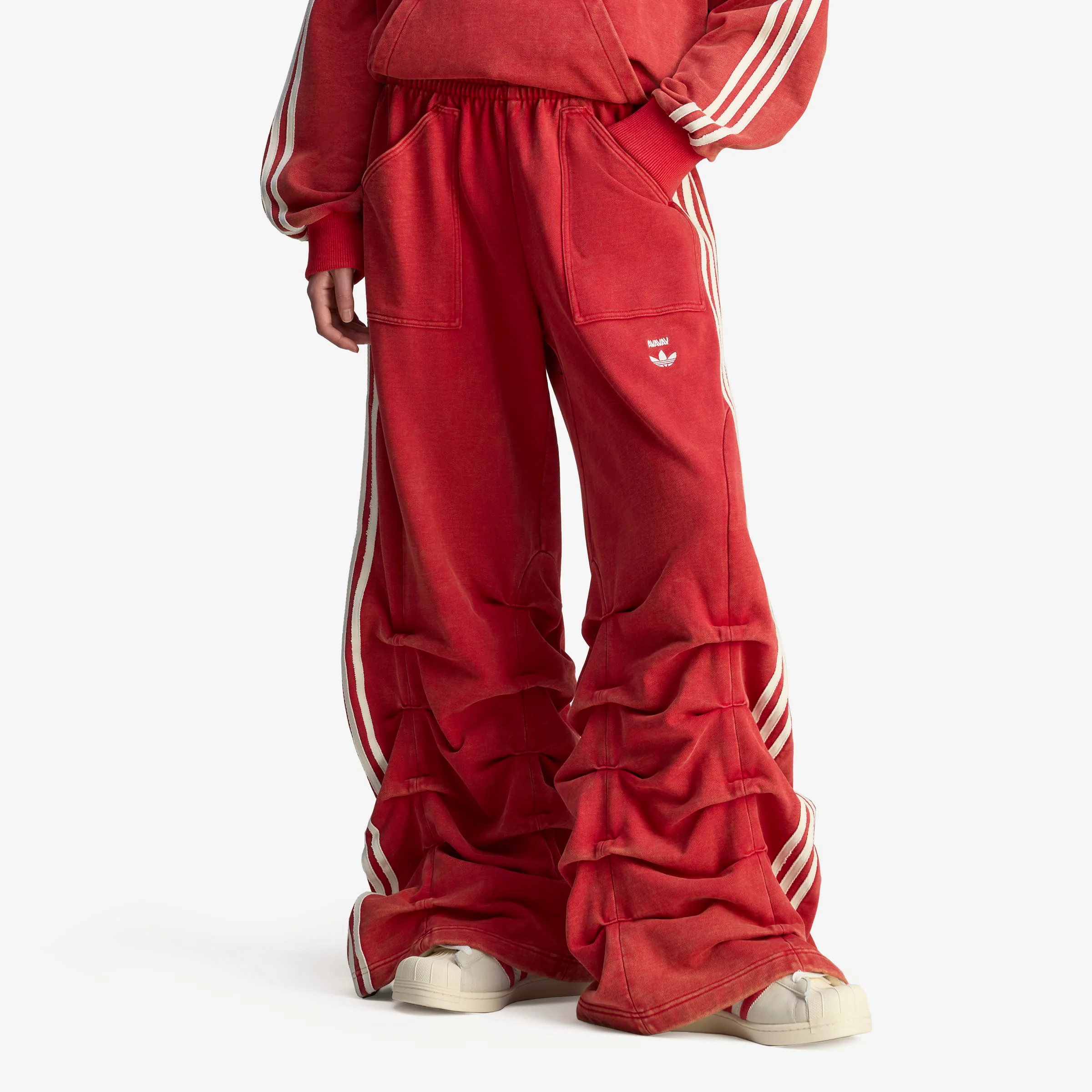 Wmns Pleated Track Pant x Avavav - Image 7