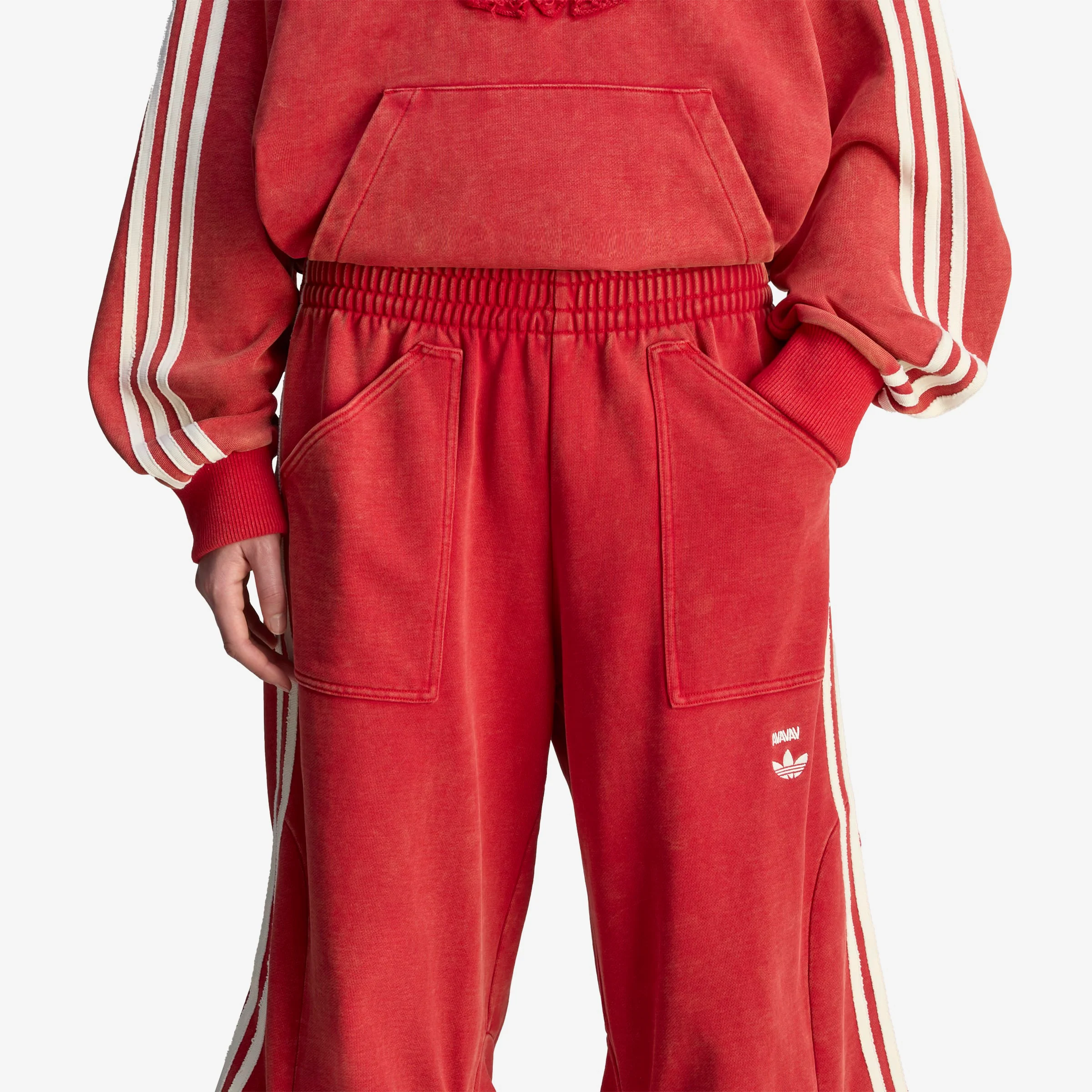 Wmns Pleated Track Pant x Avavav - Image 8