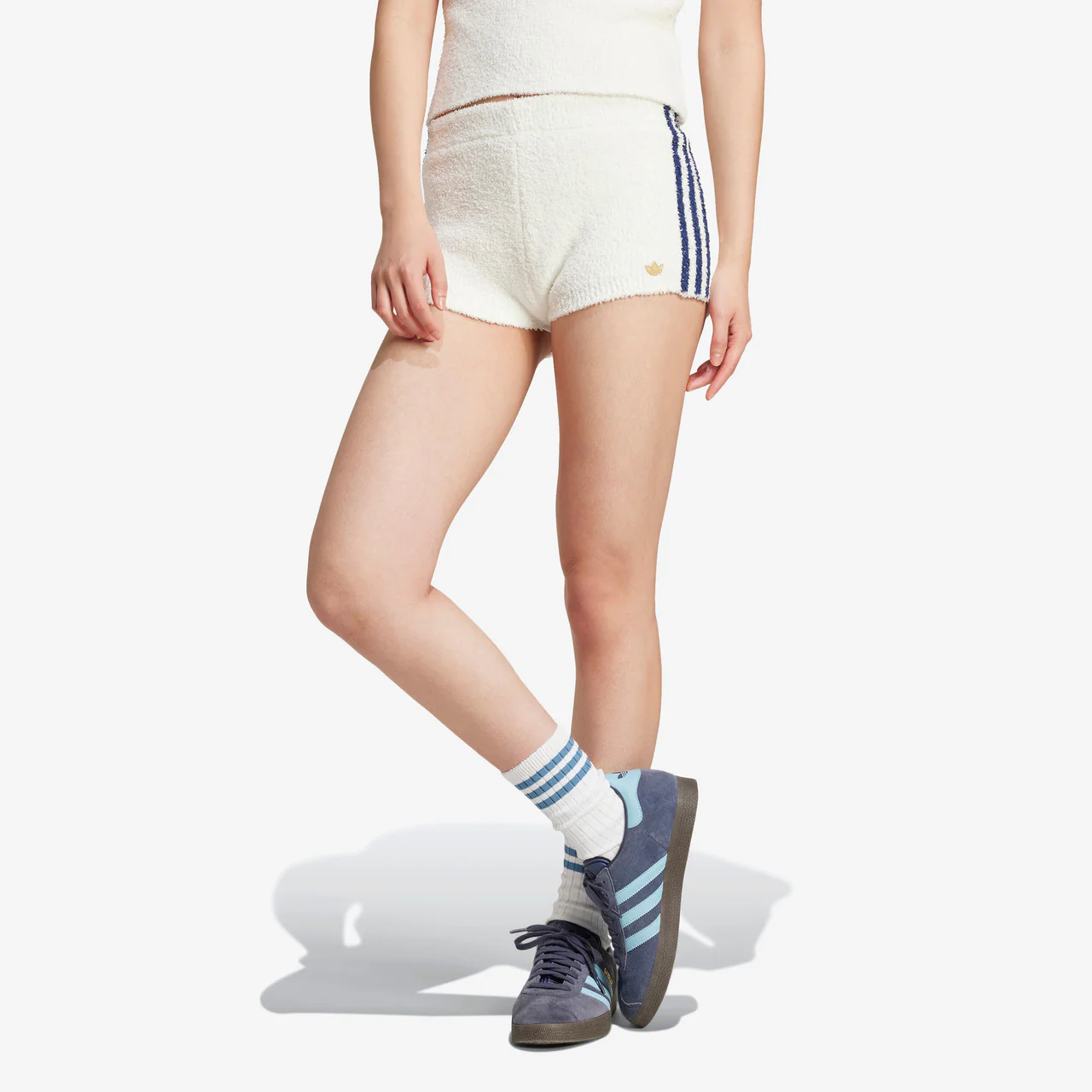 Wmns Premium Fully Fashioned Knit Shorts - Image 2