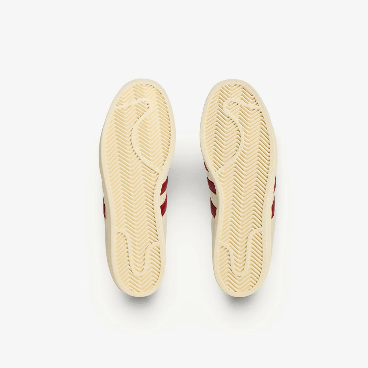 Wmns Superfinger Superstar x Avavav - Image 3