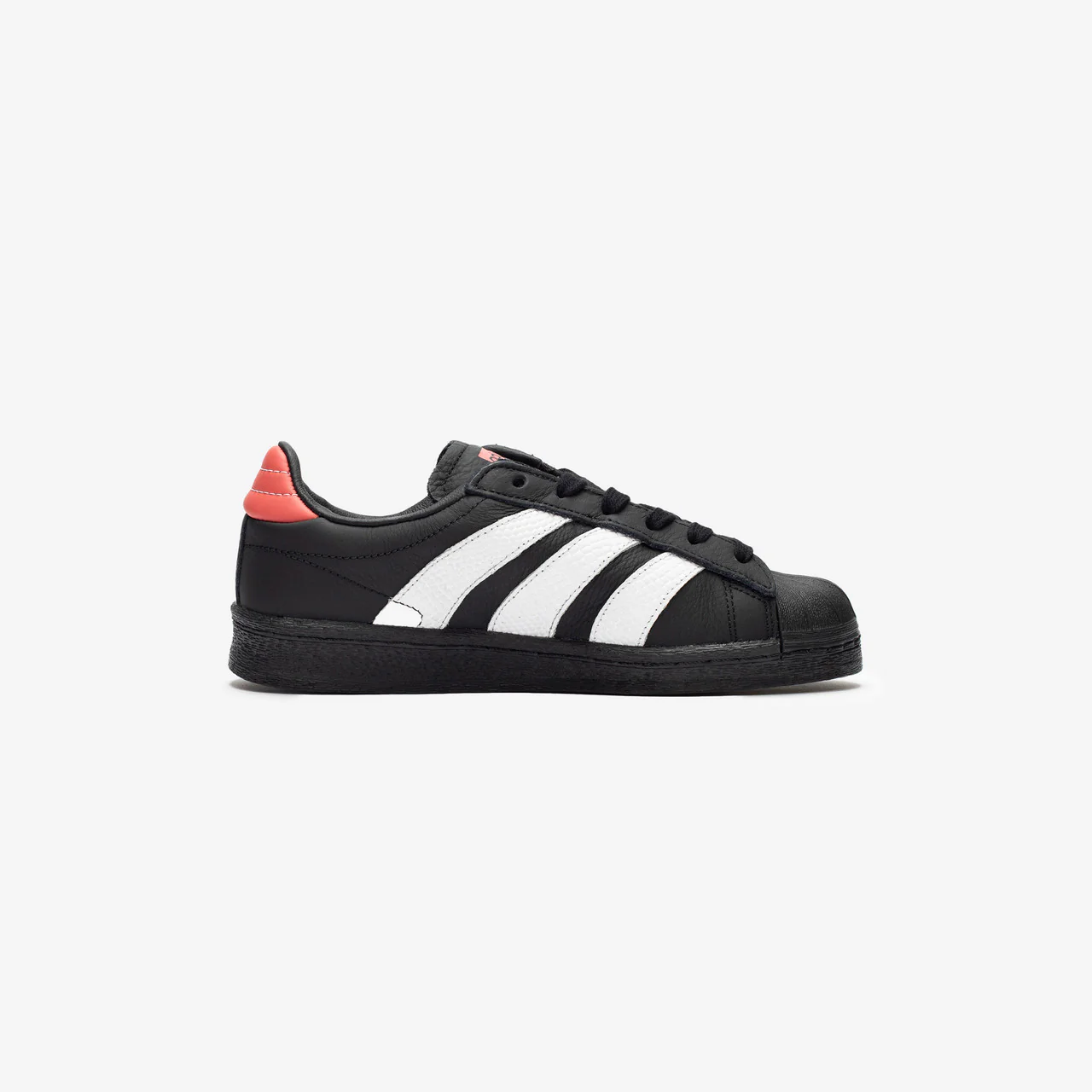 Wmns Superstar - Image 8