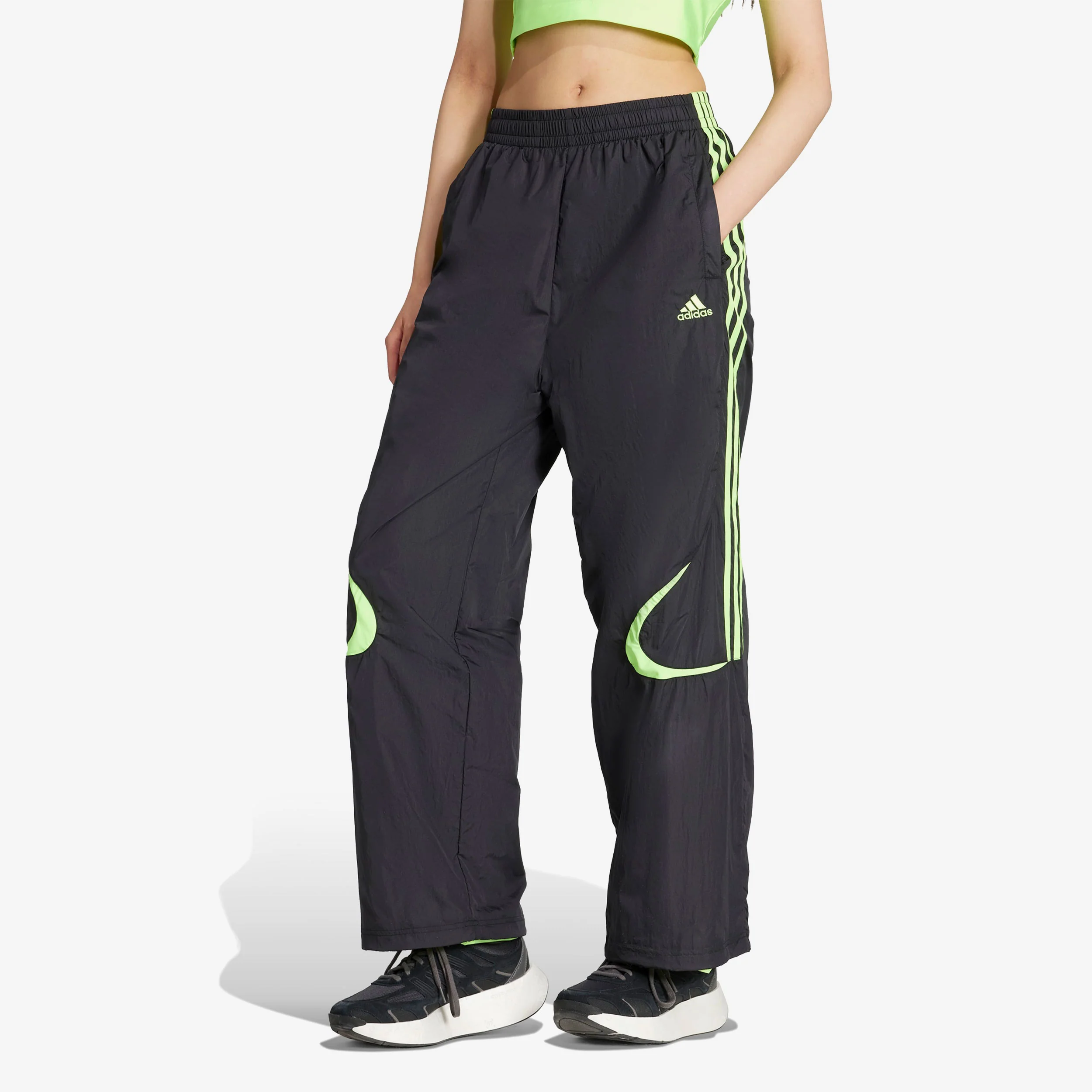Wmns Teamgeist Adicolor Track Pant - Image 2