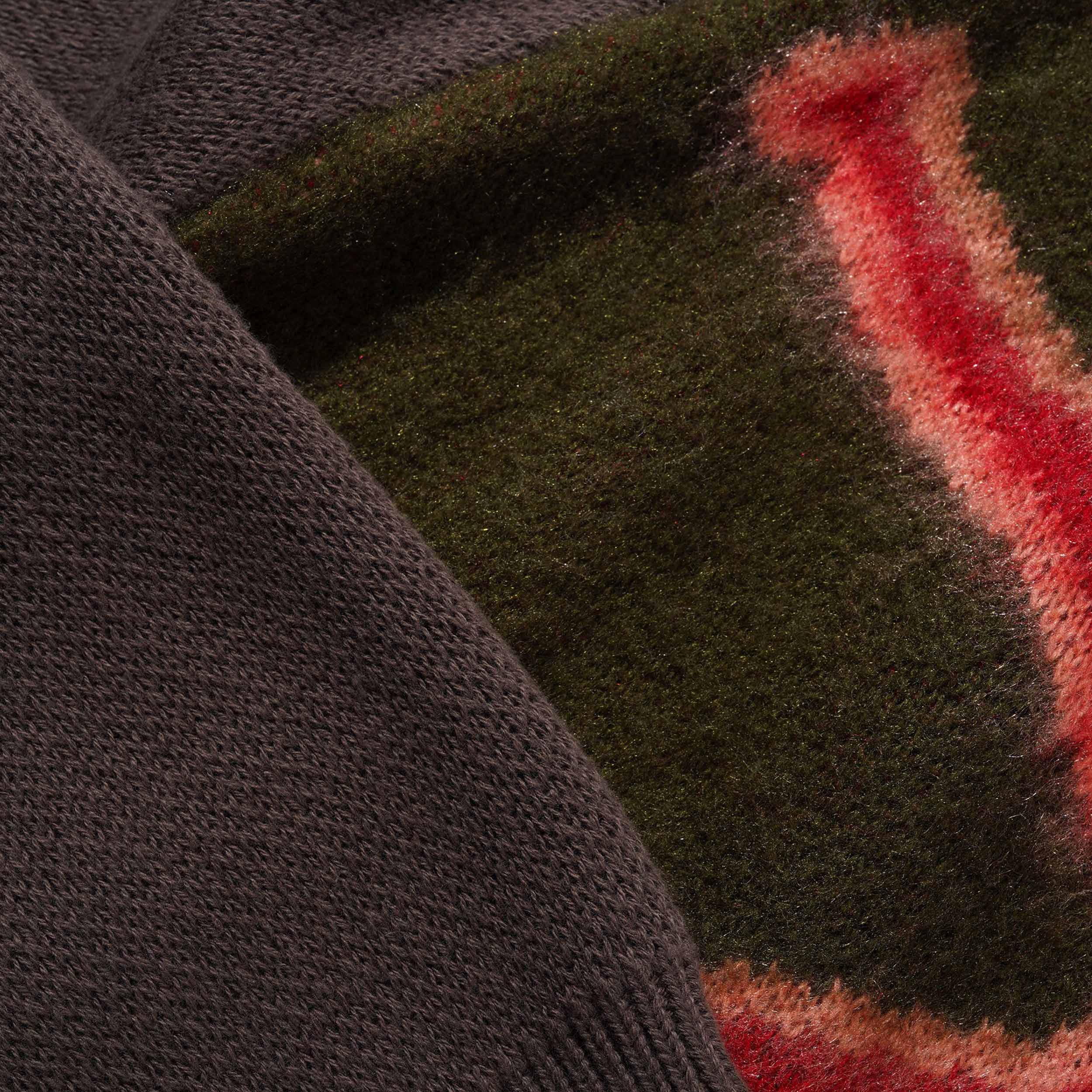 Beetle Zip-Thru Knit Sweater - Image 4
