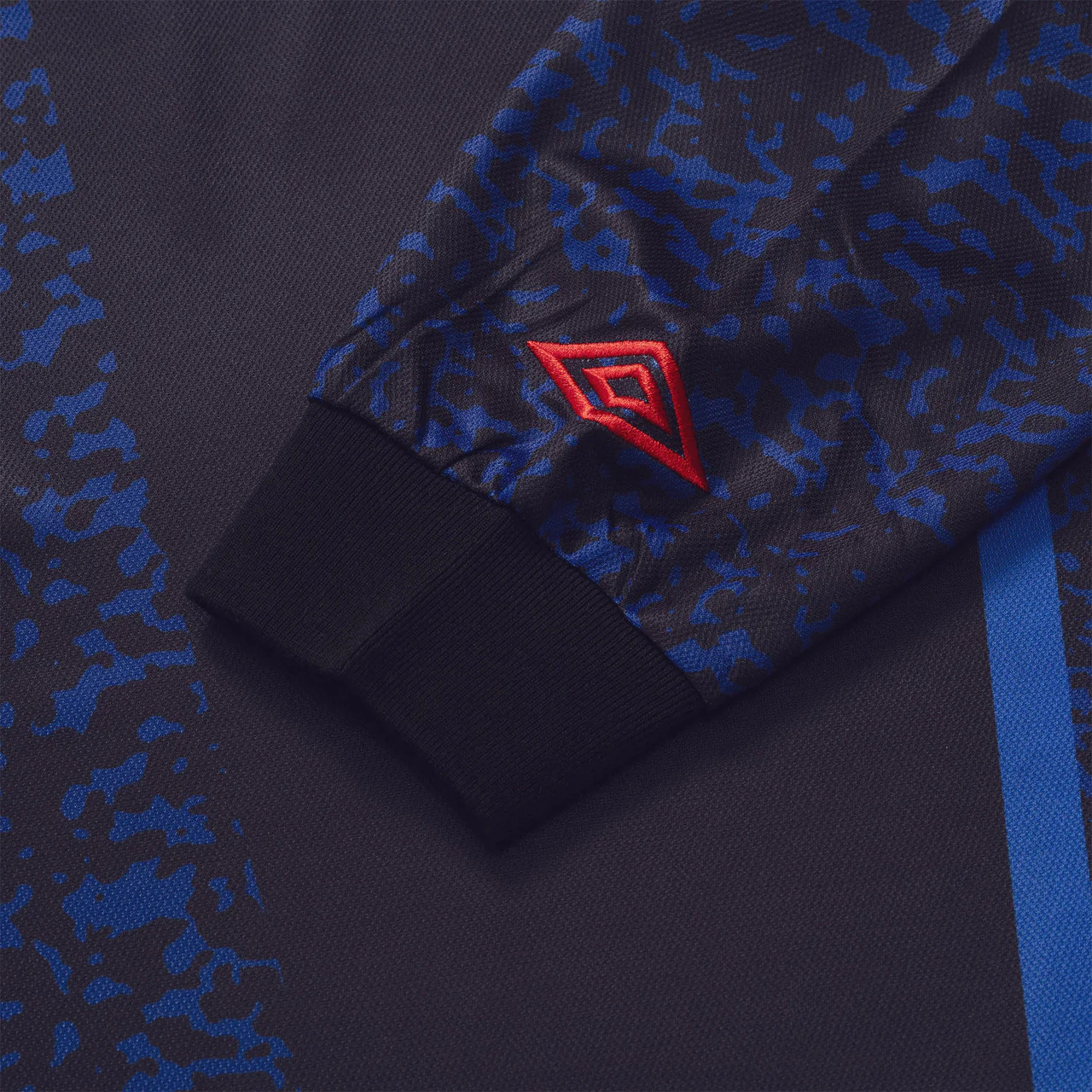 Goalie Long Sleeve Jersey x Umbro - Image 7