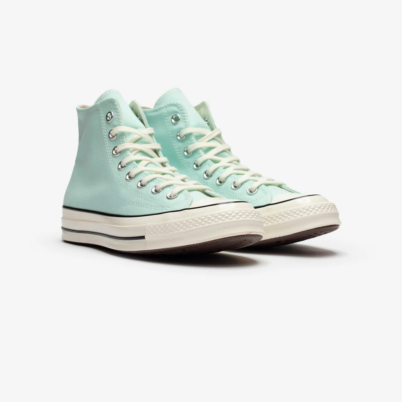 Chuck 70 - Image 2