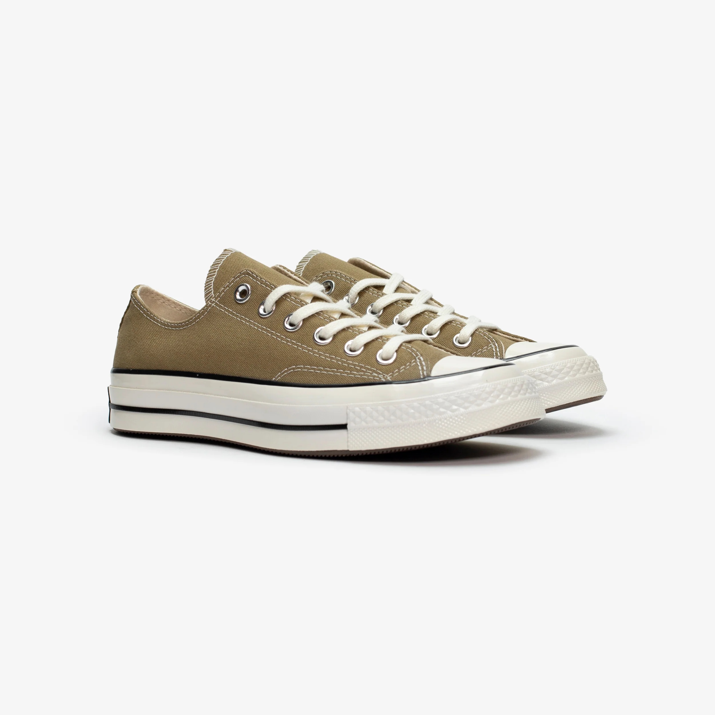 Chuck 70 - Image 2