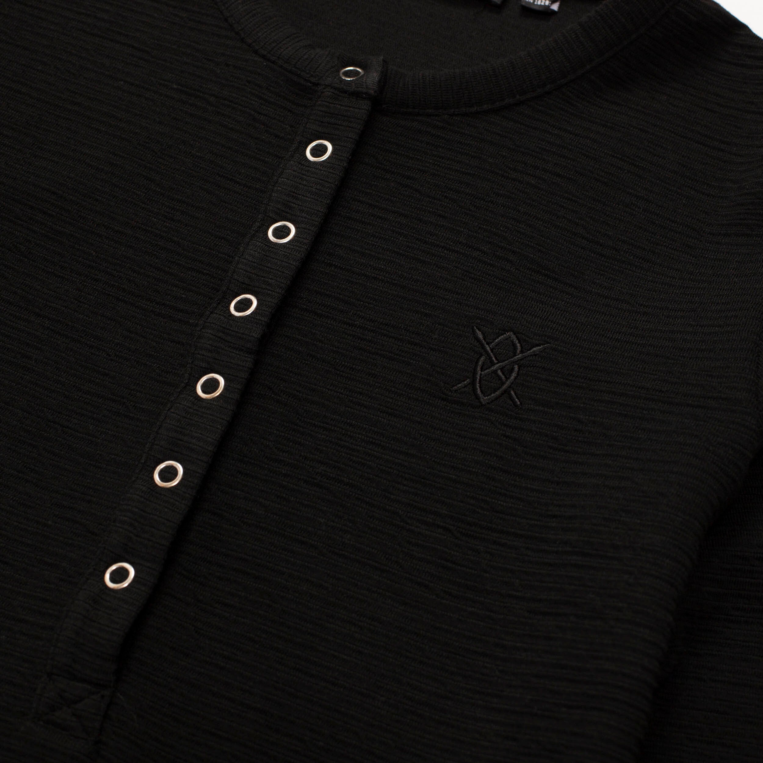 Wmns Denise Button Long Sleeve - Image 4