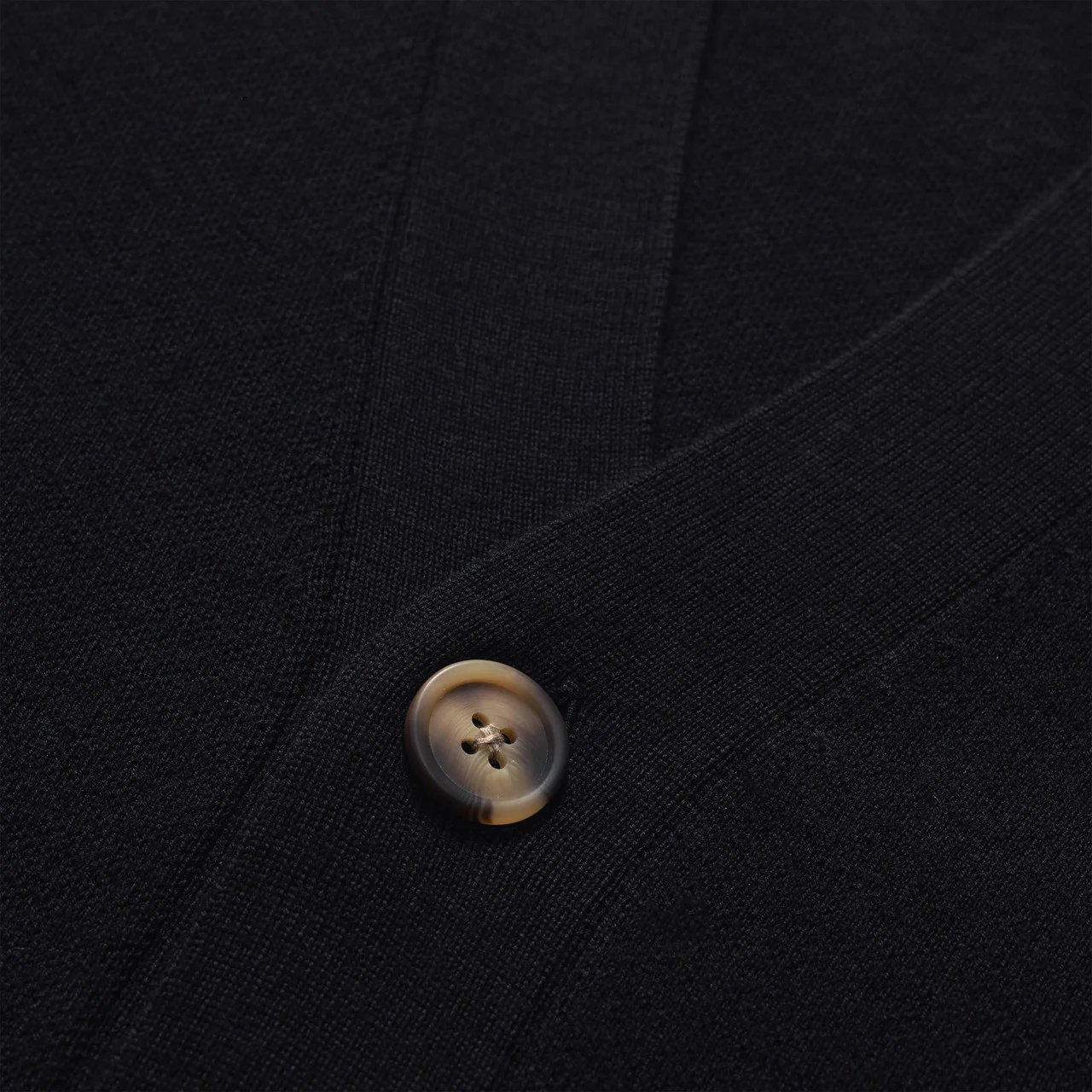 Le Cardigan Drole - Image 4