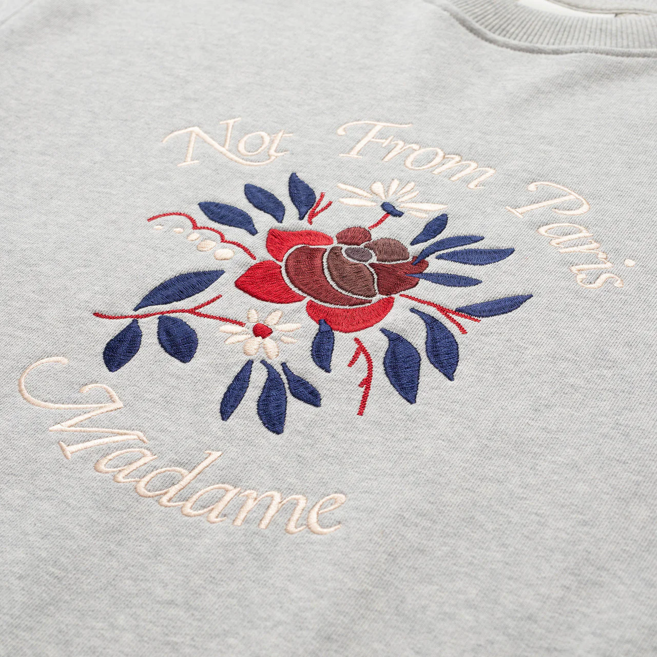 Le Sweatshirt Slogan Fleurs - Image 4