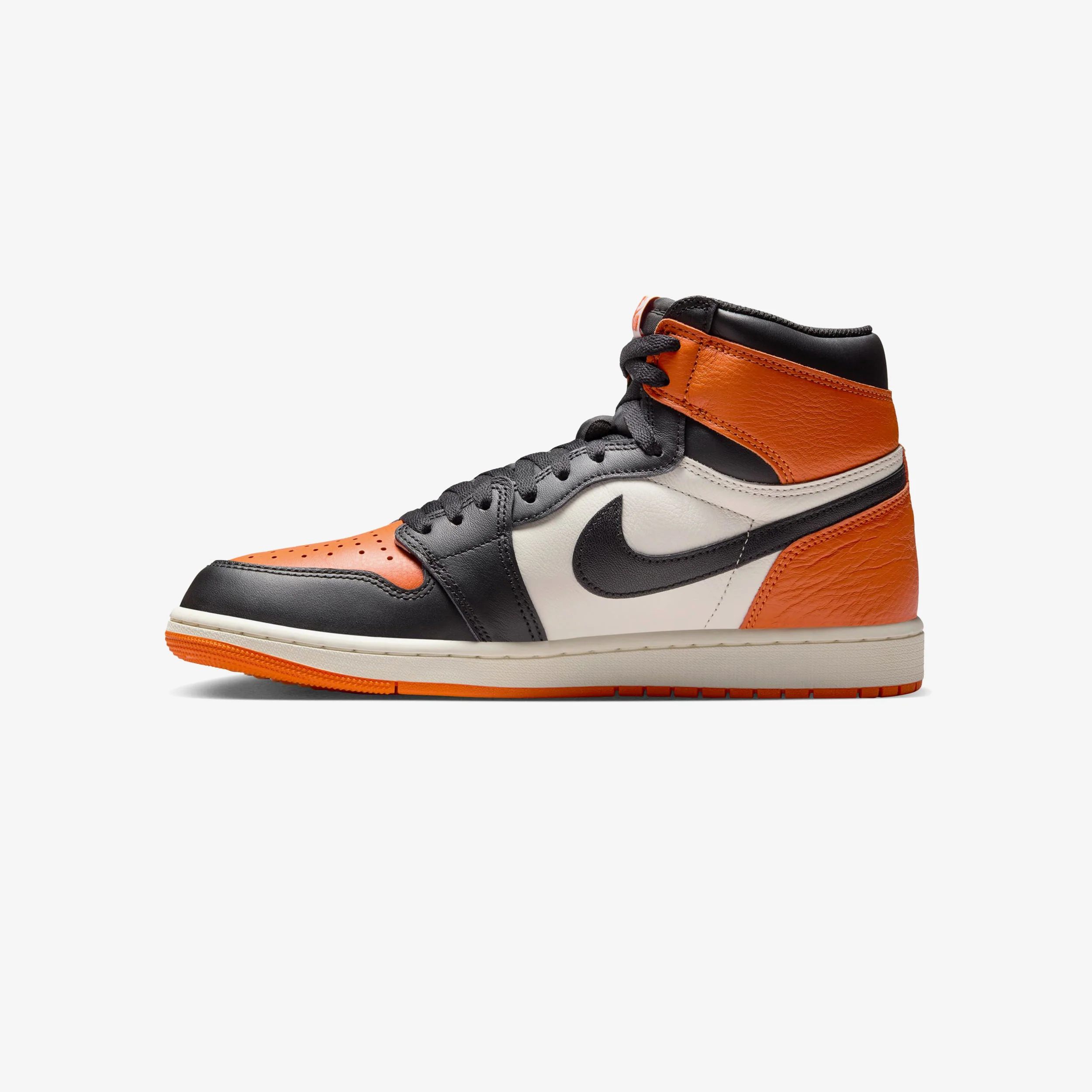 Air Jordan 1 Retro High OG - Image 3