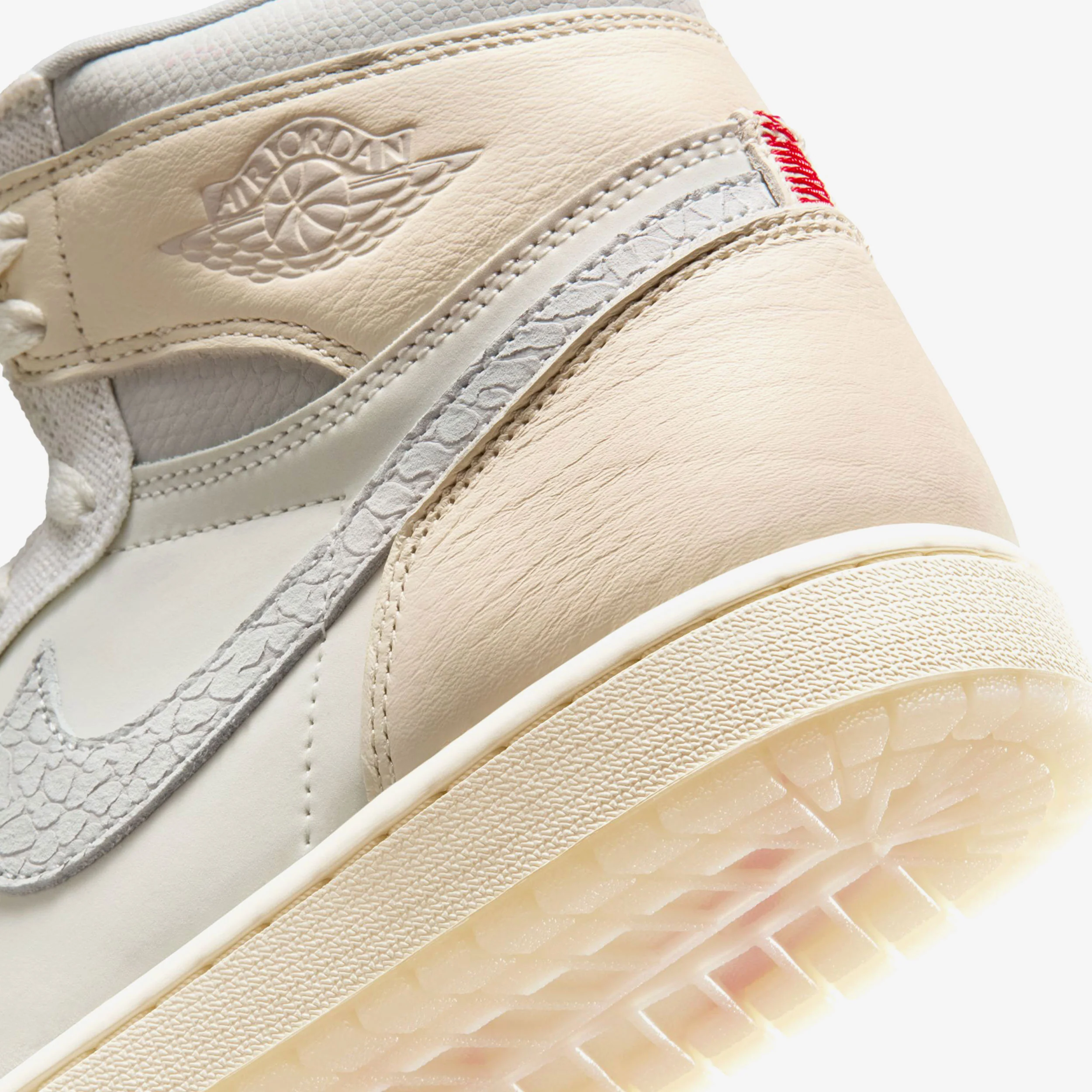 Air Jordan 1 Retro High OG - Image 8