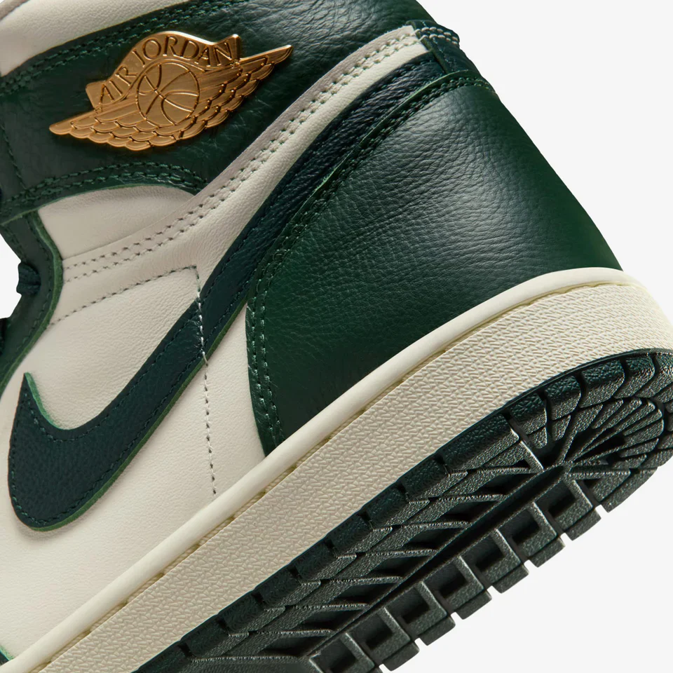 Wmns Air Jordan 1 Retro High OG - Image 7