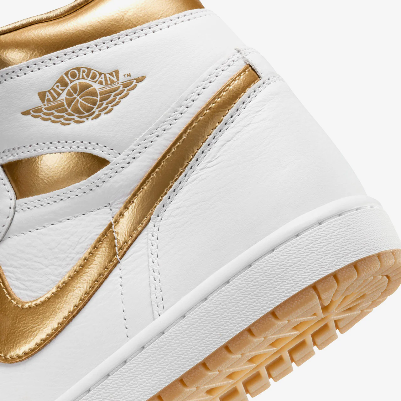 Wmns Air Jordan 1 Retro High OG - Image 7