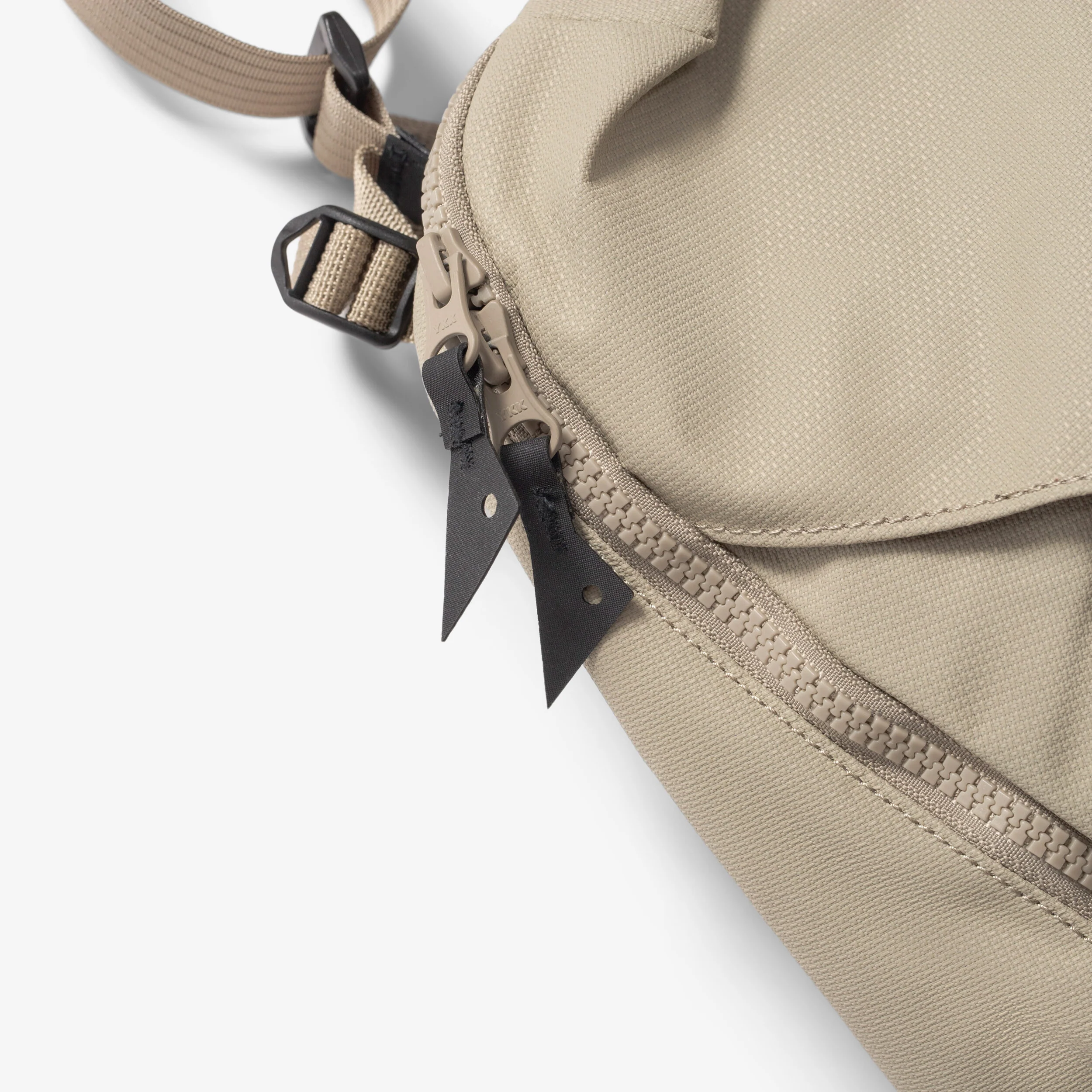 Gaut Messenger Bag - Image 6