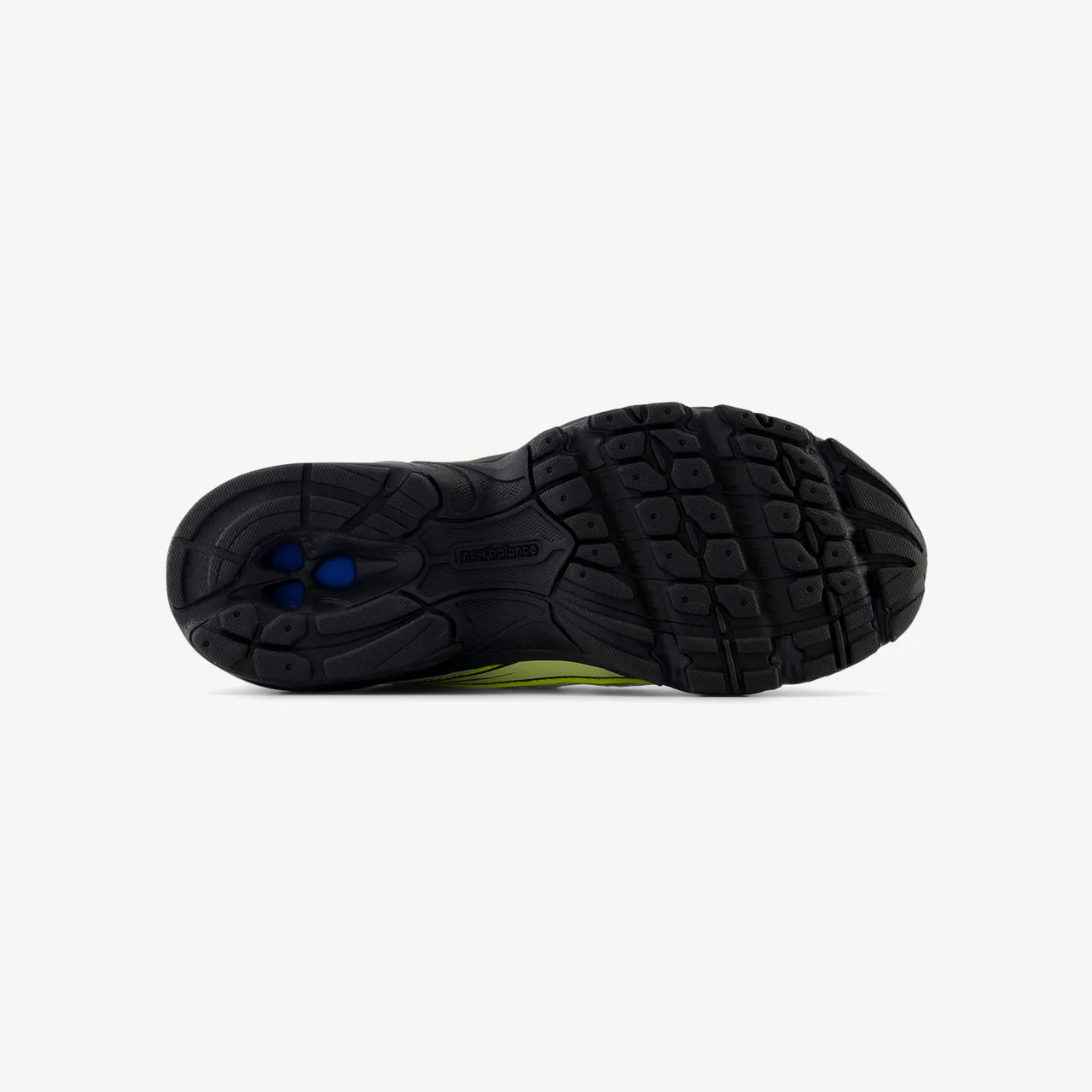 740 - Image 3