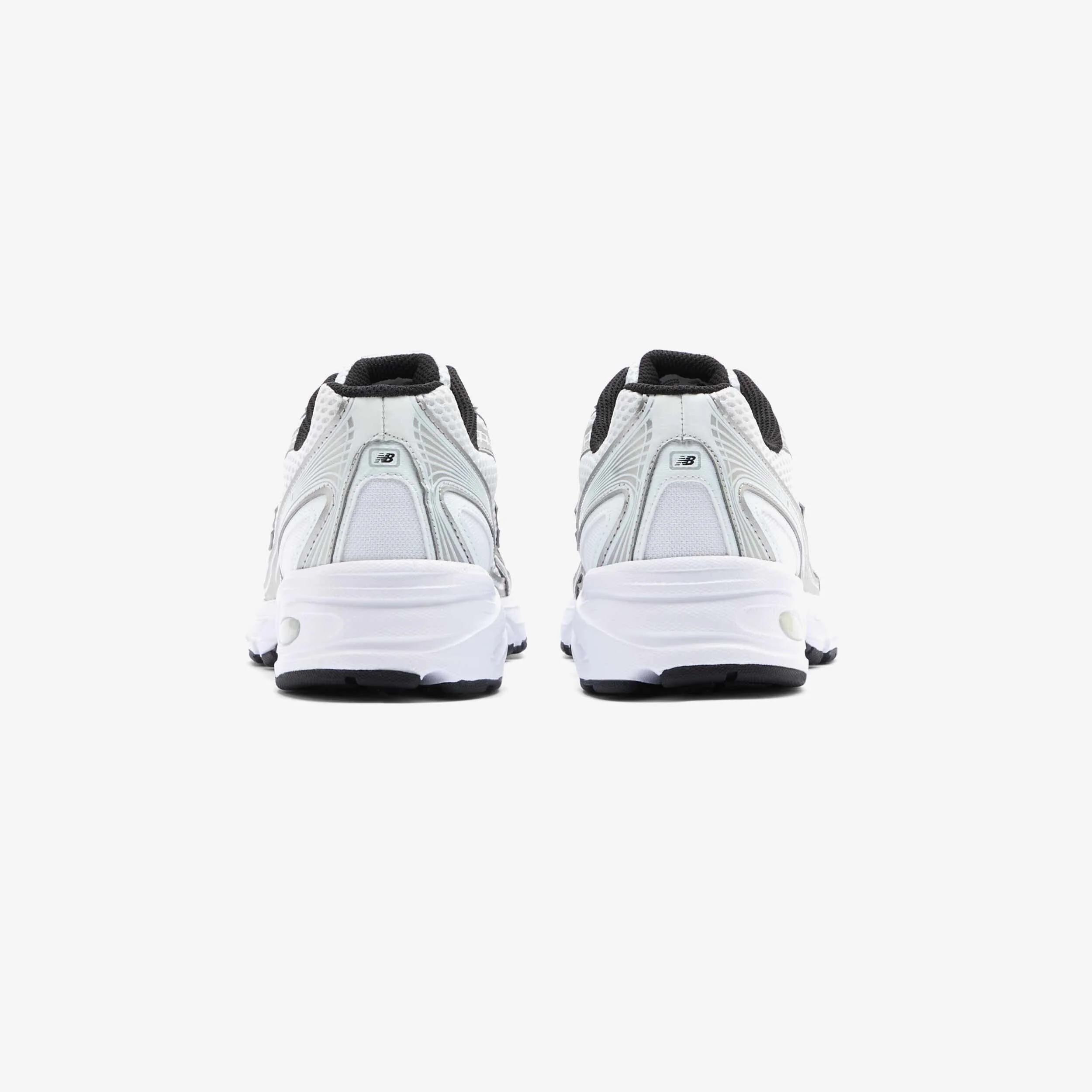 740v2 - Image 4