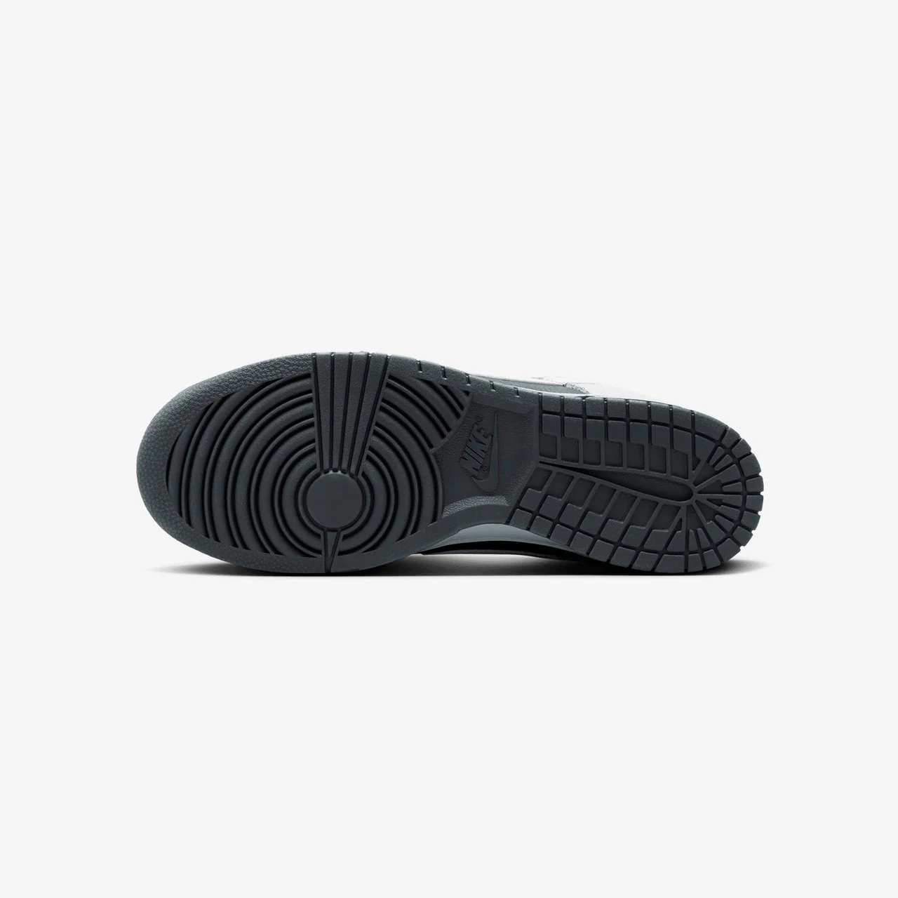 Dunk Low - Image 12