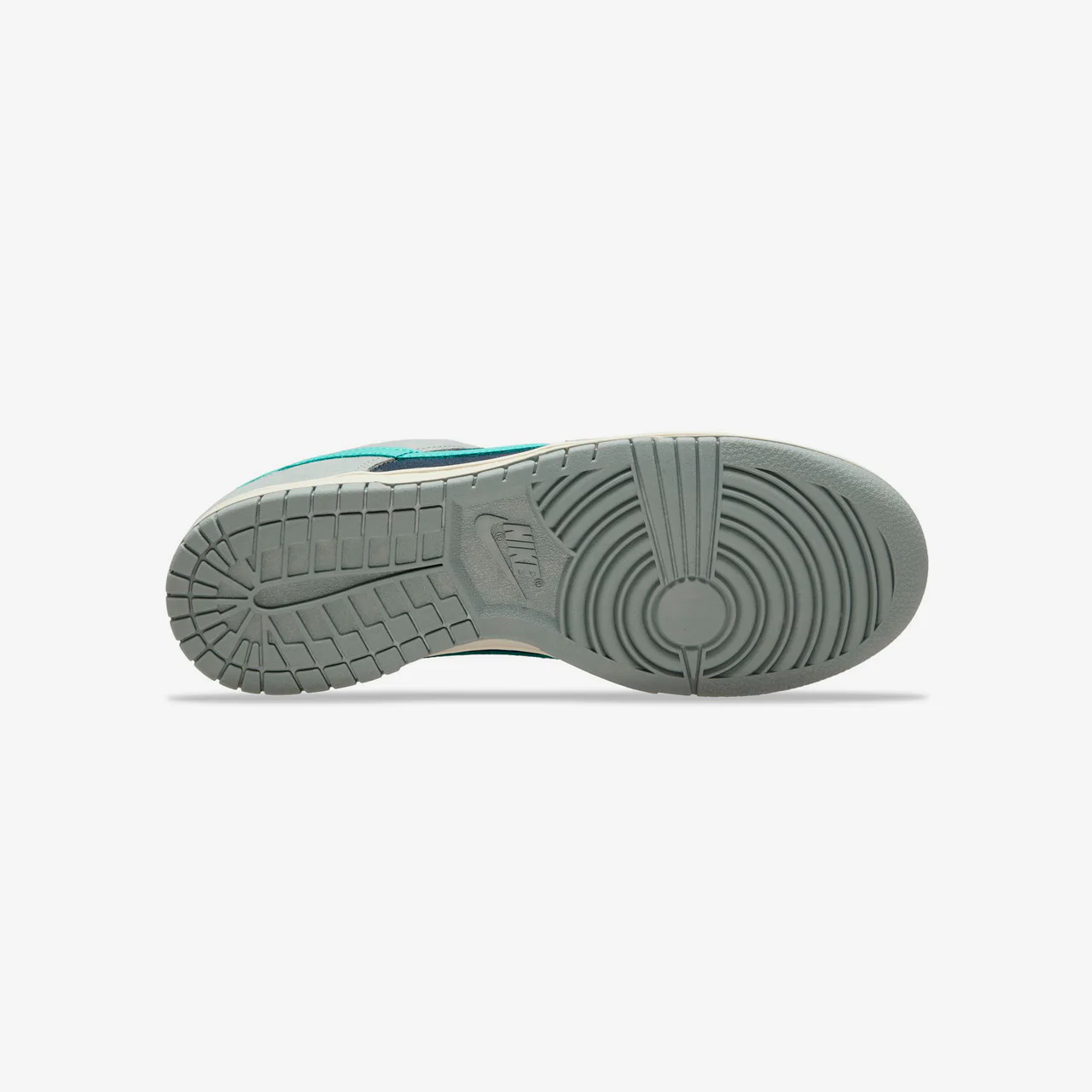 Dunk Low Retro Premium - Image 4