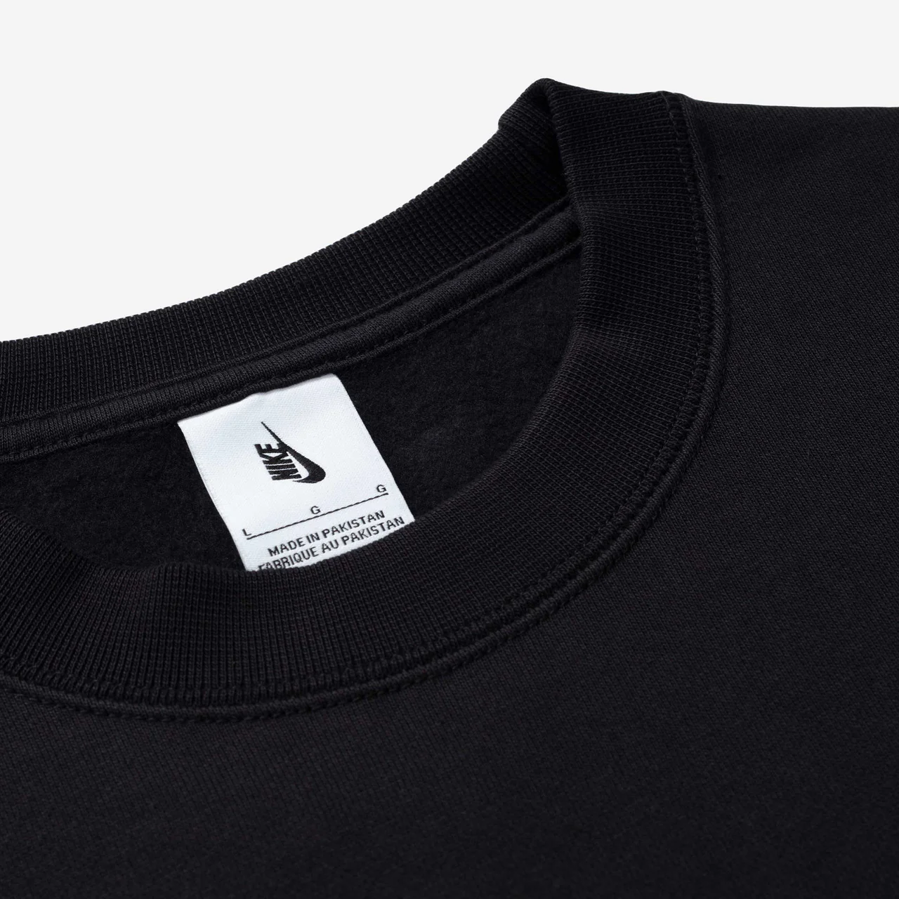 Solo Swoosh Fleece Crew - Image 11