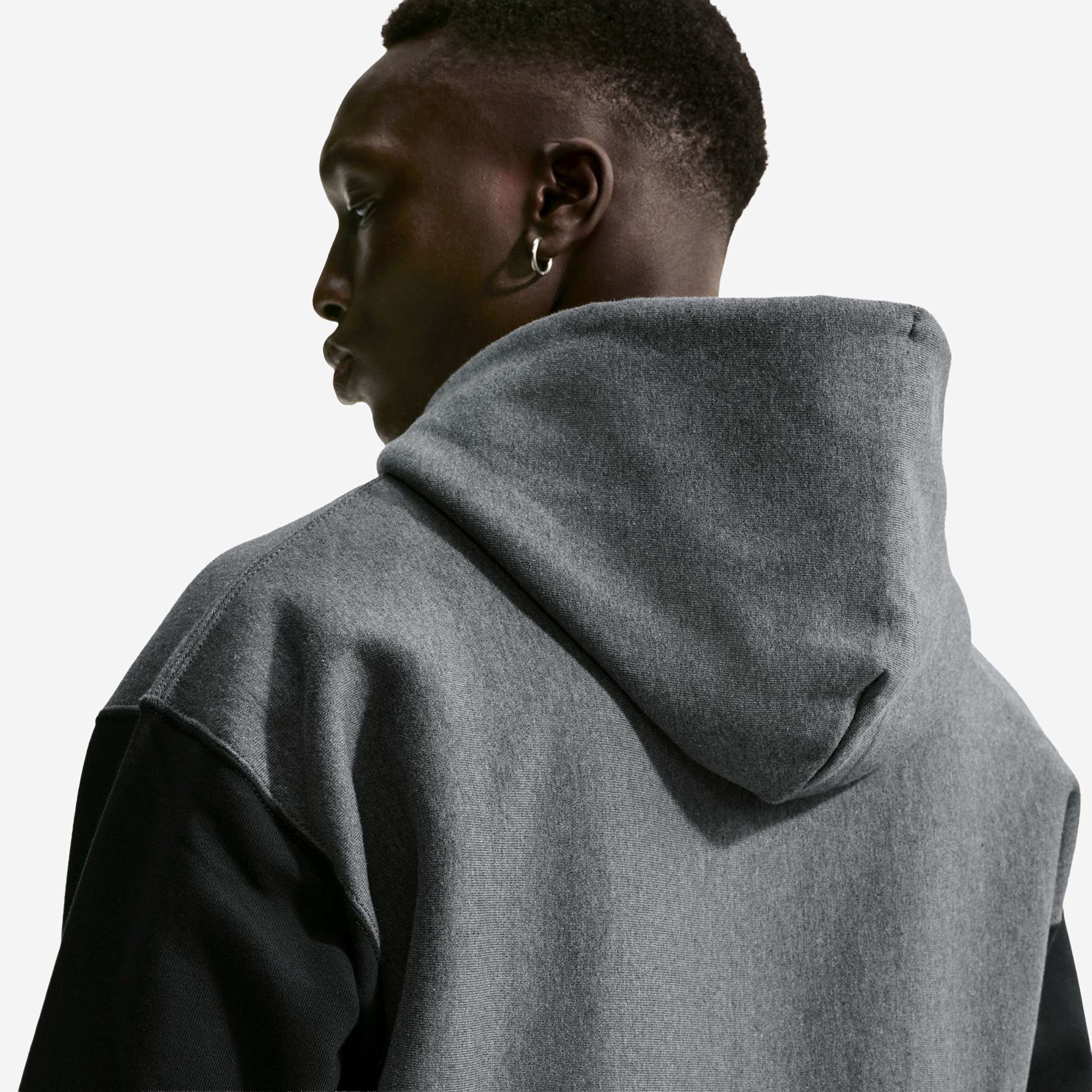 Solo Swoosh Fleece Full-Zip Hoodie x Syna - Image 4