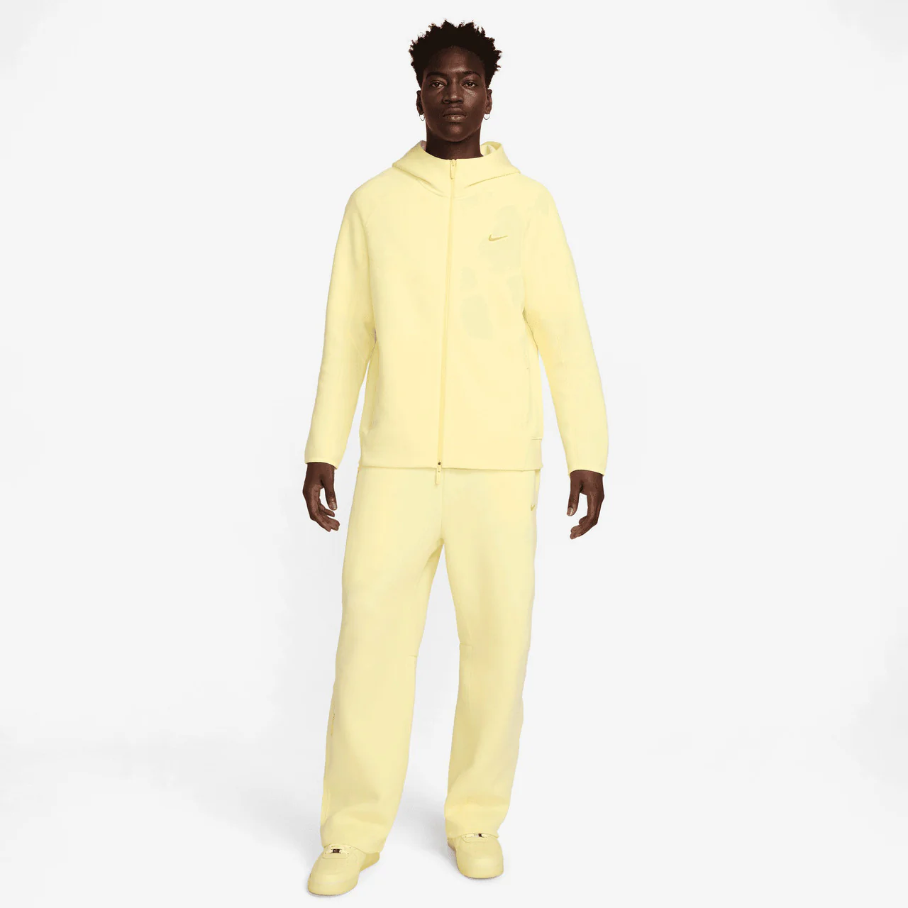Tech Fleece Open Hem Sweatpants - Image 10