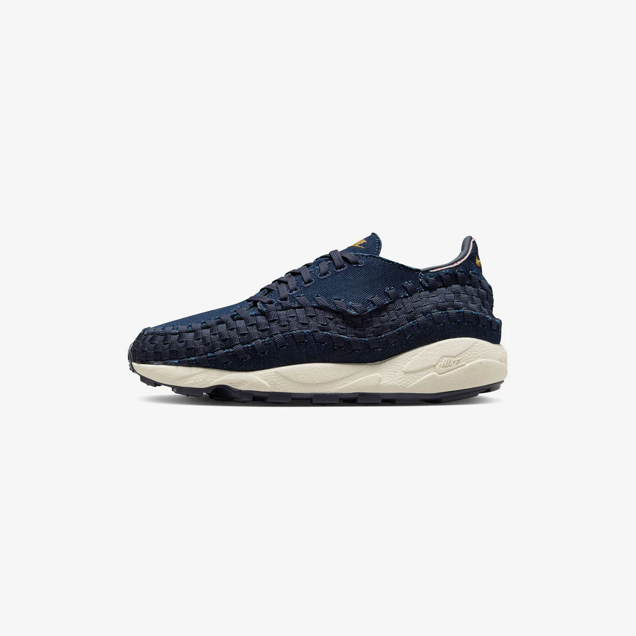 Wmns Air Footscape Woven - Image 3