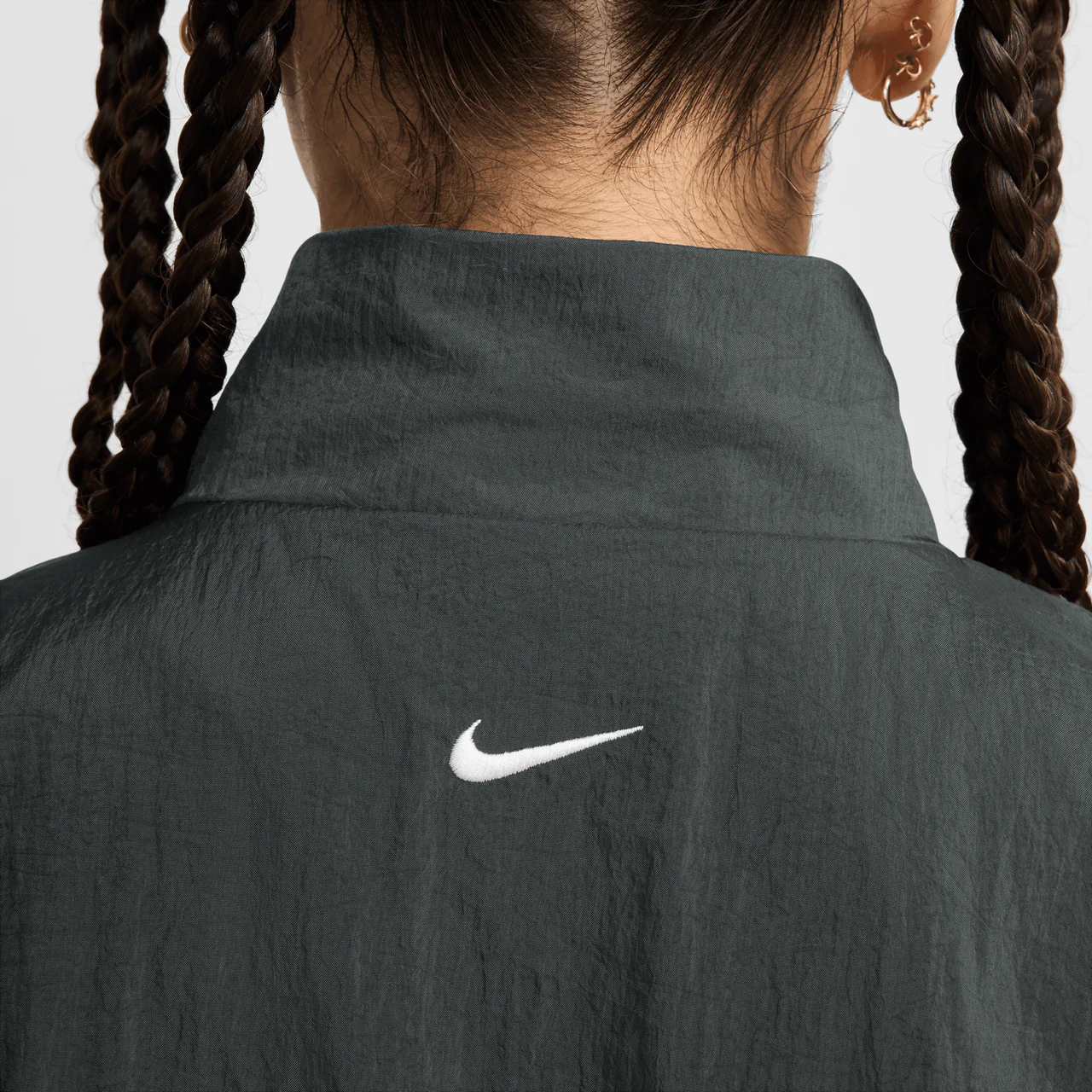 Wmns Breaking WR Jacket x Futura - Image 12