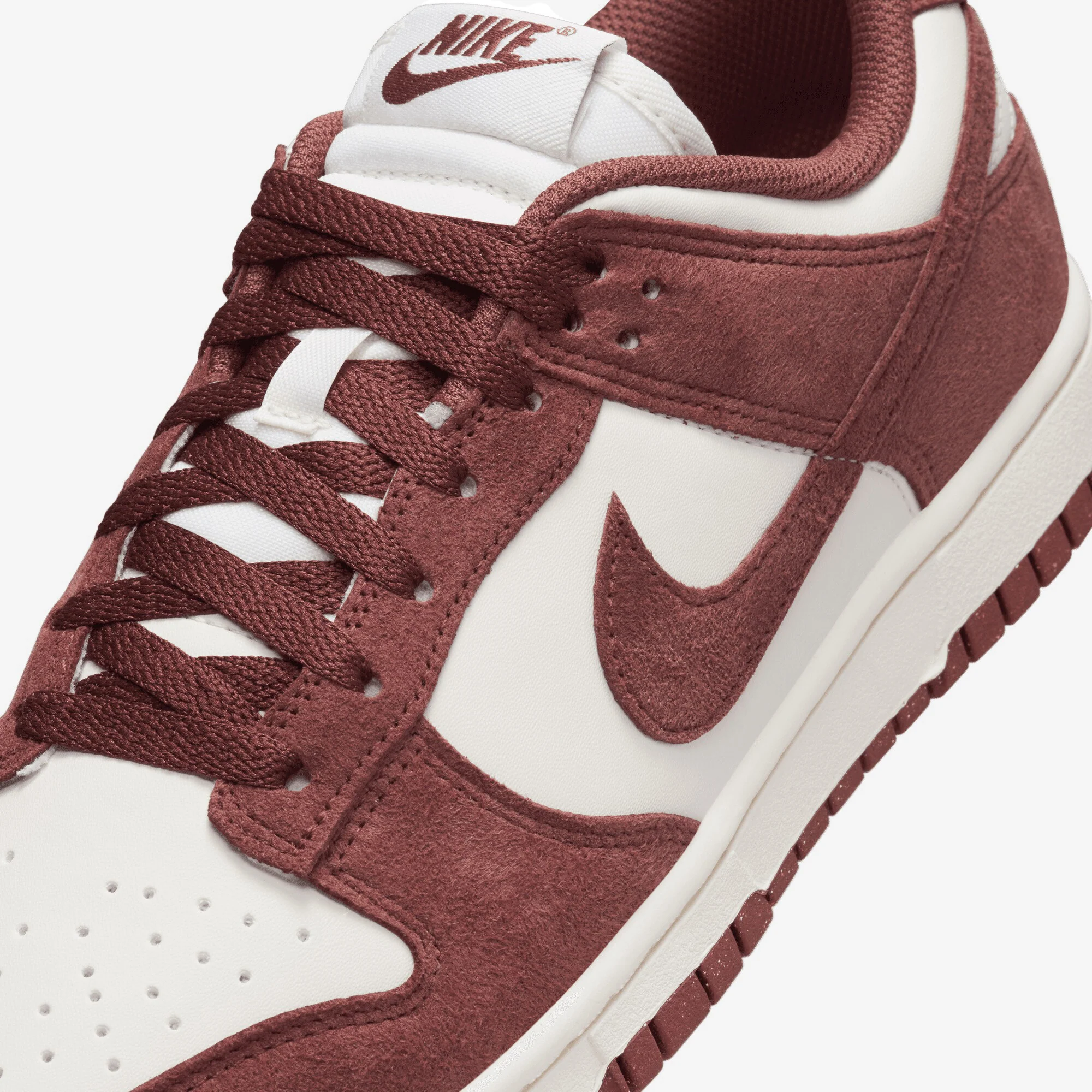 Wmns Dunk Low - Image 5