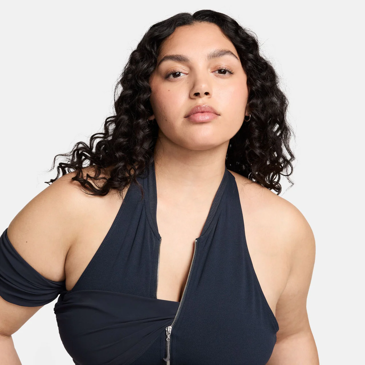 Wmns Le Halter Top x Jacquemus - Image 2