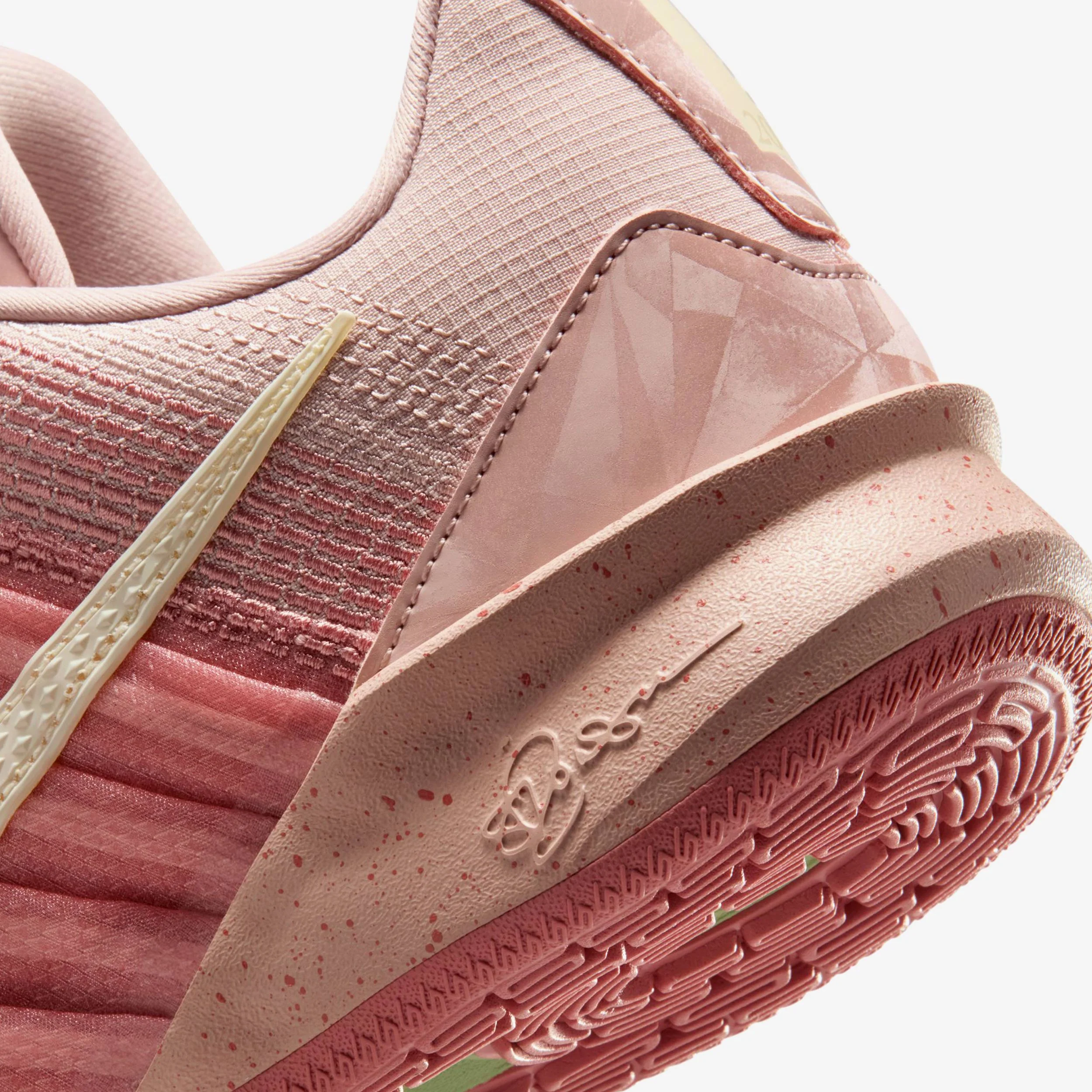 Wmns Sabrina 3 - Image 7