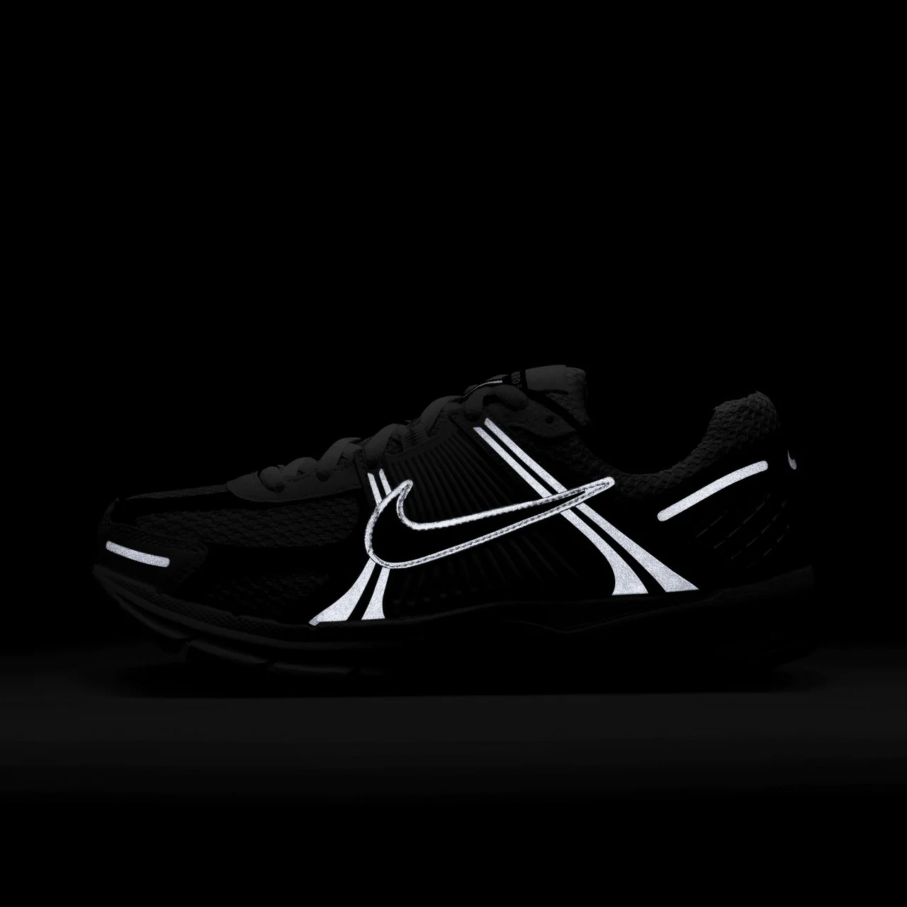 Wmns Zoom Vomero 5 - Image 10