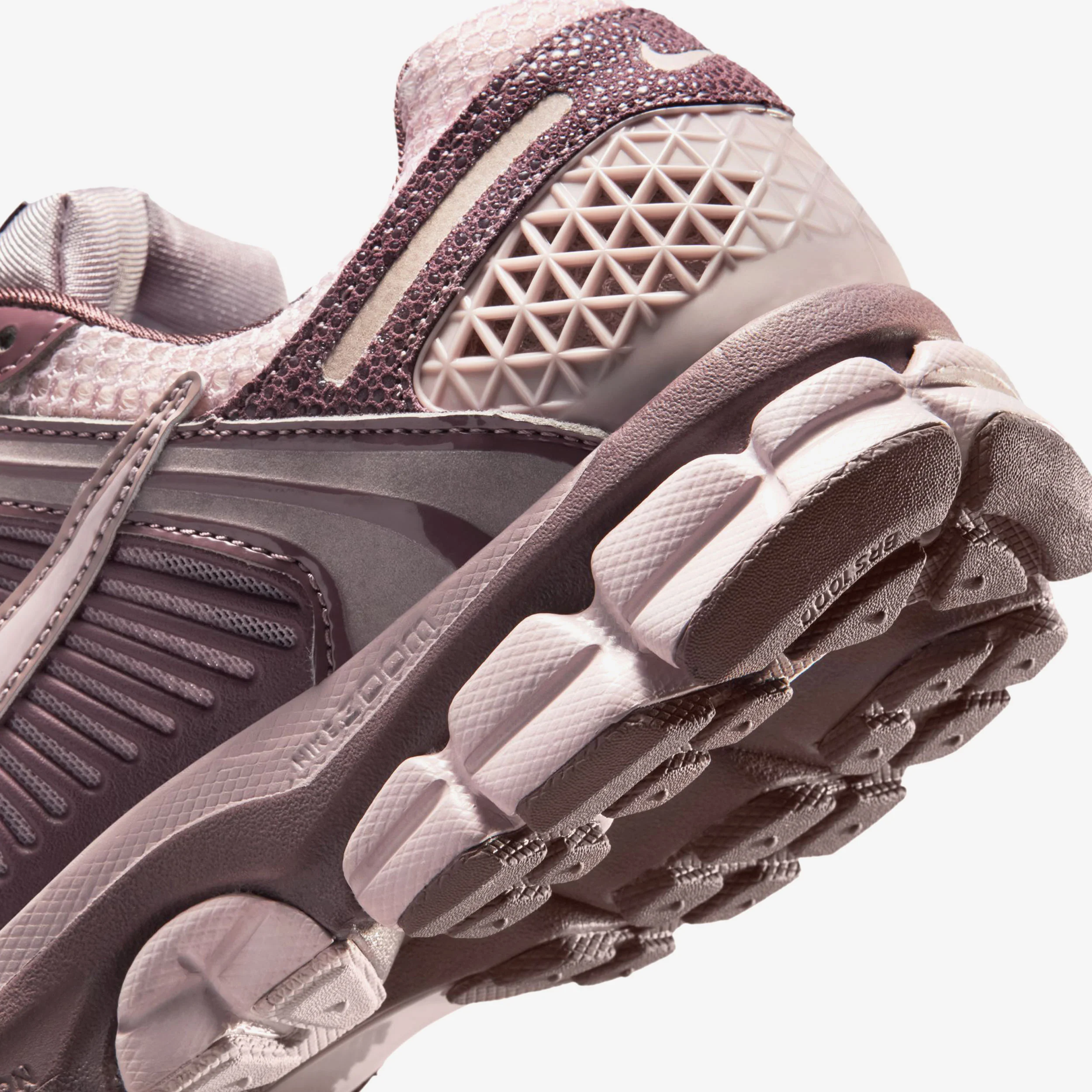 Wmns Zoom Vomero 5 - Image 7