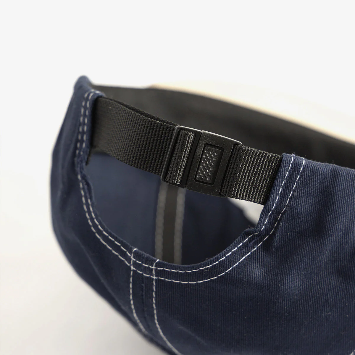 Arch Logo Contrast Stitch - Image 4